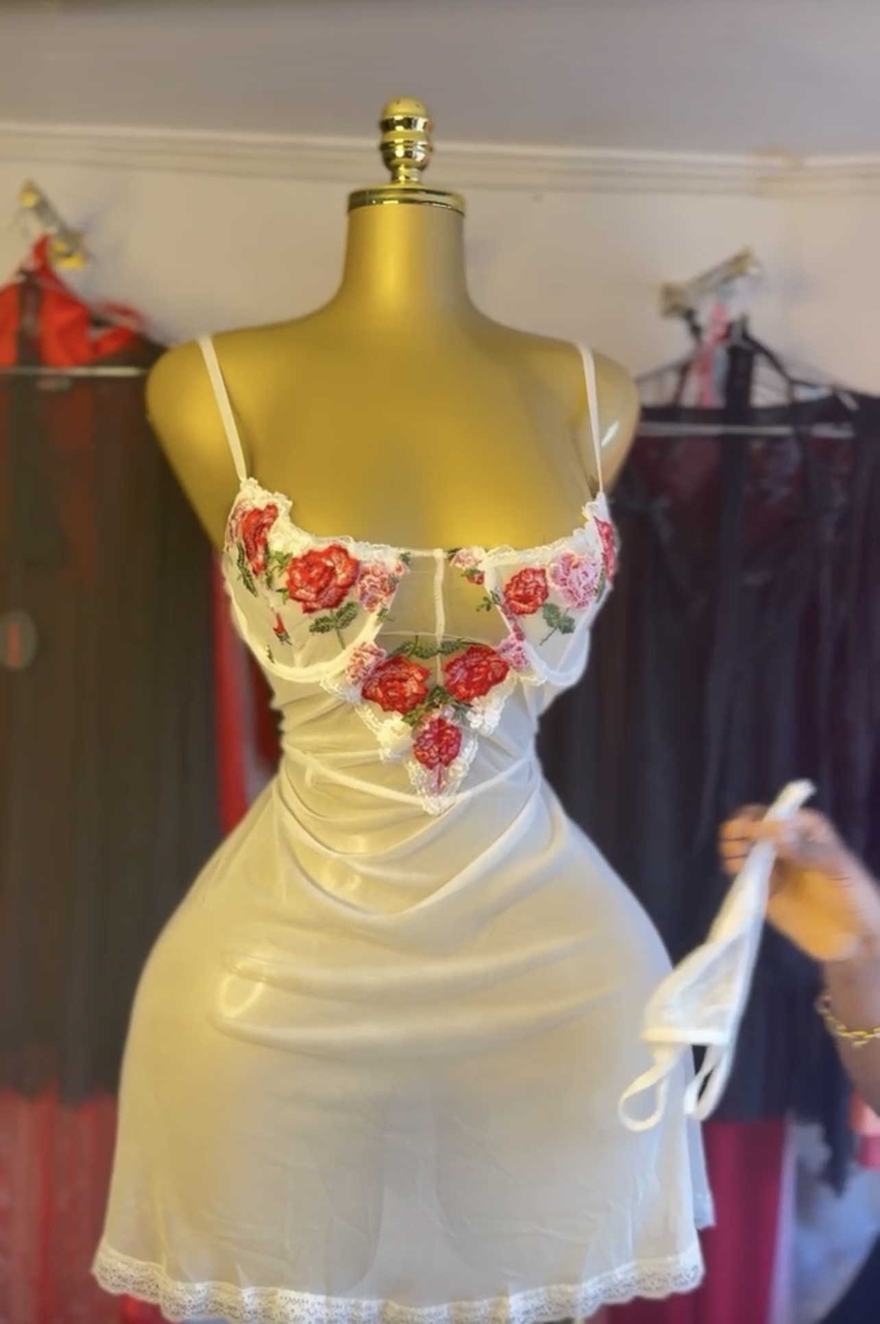 Lingerie, appareil électronique - 10
