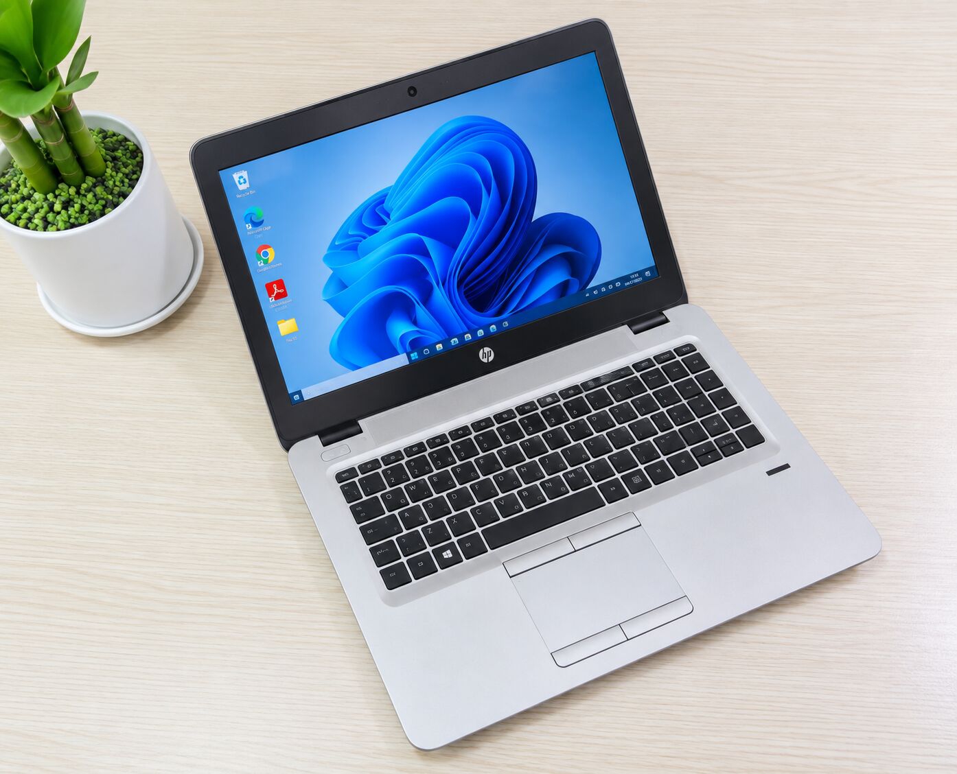 Pc HP EliteBook 820 ,G3-core i5 - 7