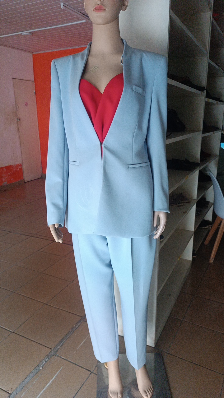 Ensemble veste et chaussures talons - 2