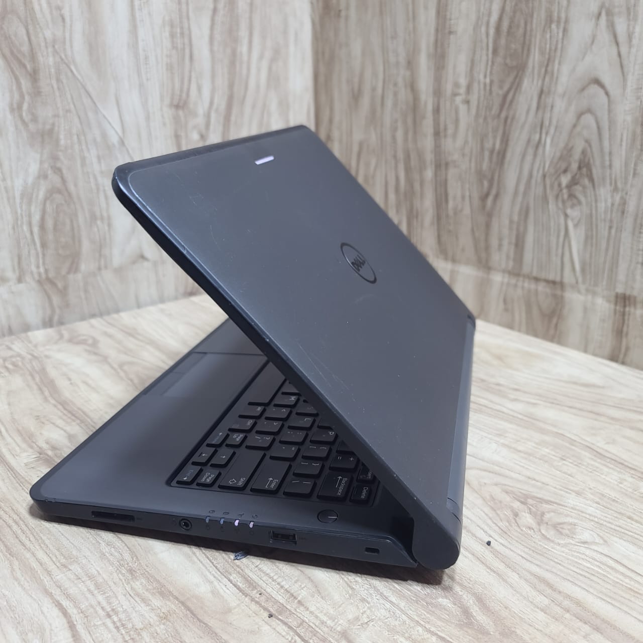 Dell latitude  E3340 ultra slim - 3