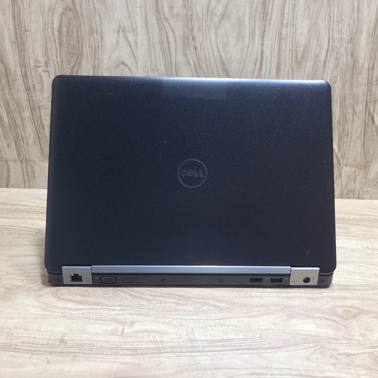 Dell latitude  E5470 ultra slim de 6 ème génération - 5