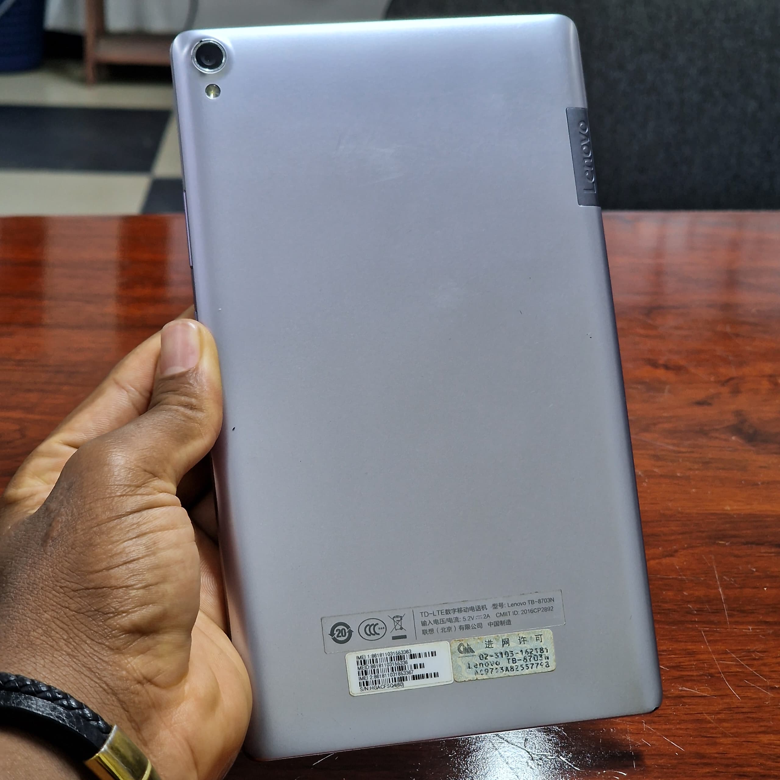 Tablette Lenovo tab 3 - 6