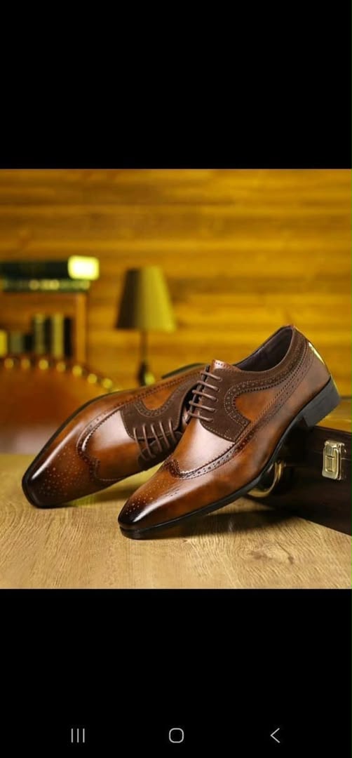 Paires de chaussures cuire