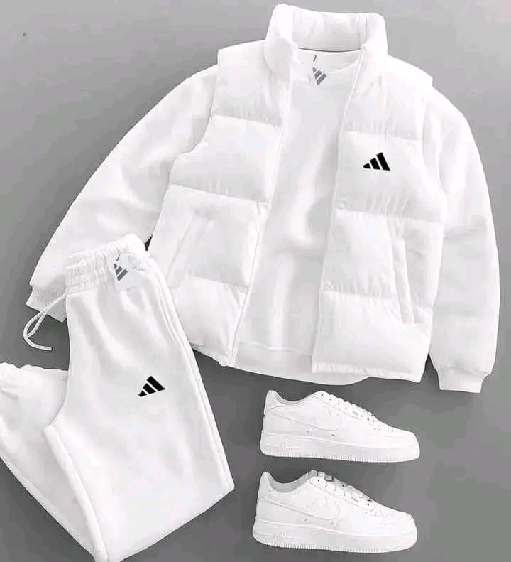 Vêtements pour les dames - 8