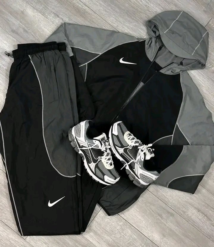 Ensemble nike