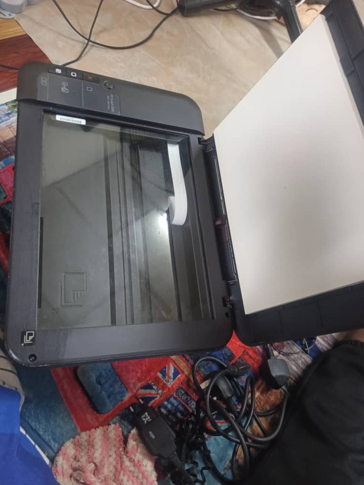 Imprimante HP Deskjet 1050 / 2050 - 2