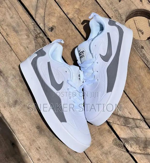 Nike Air Max 270 - 2