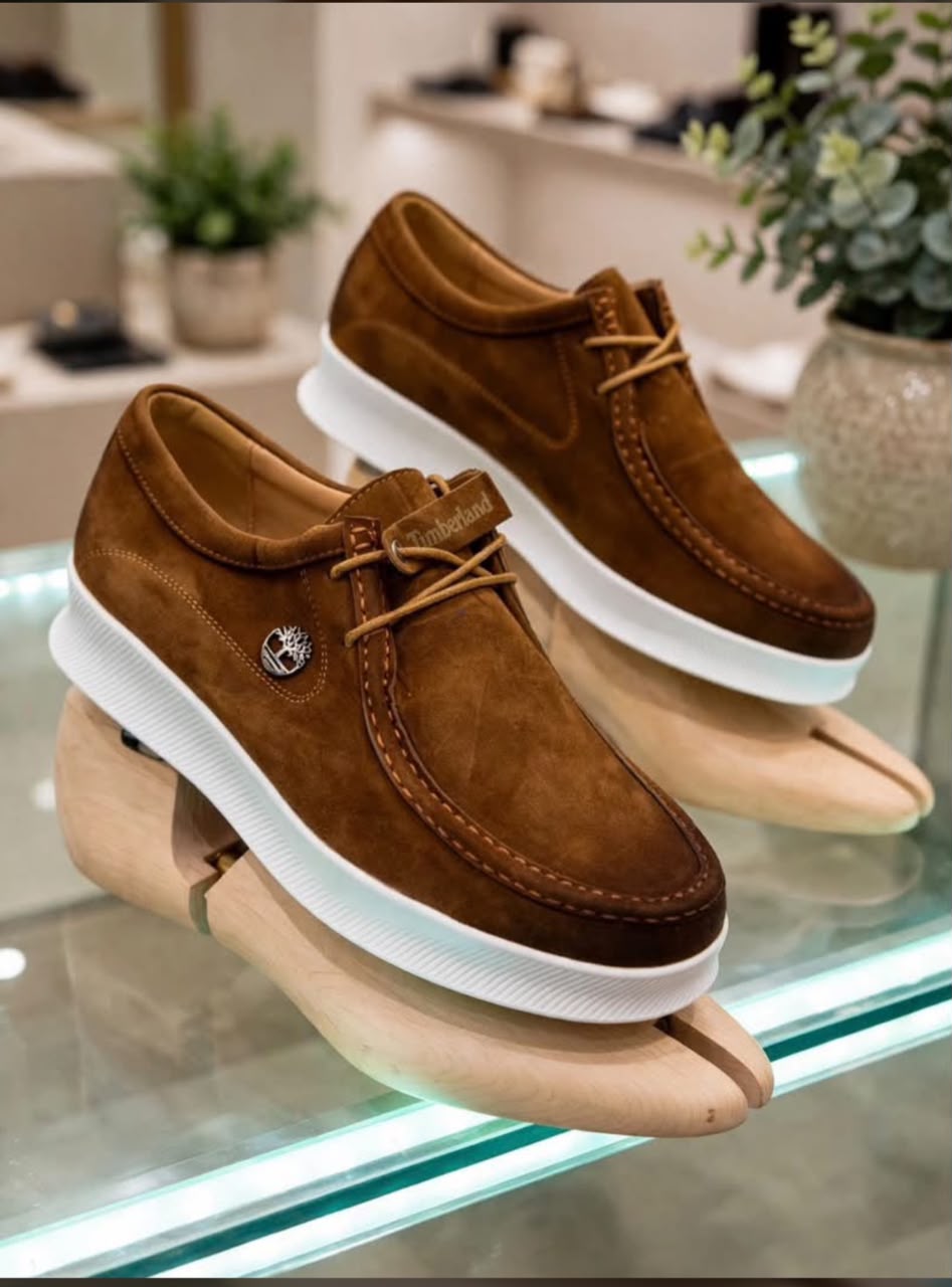 chaussures basses en daim marron