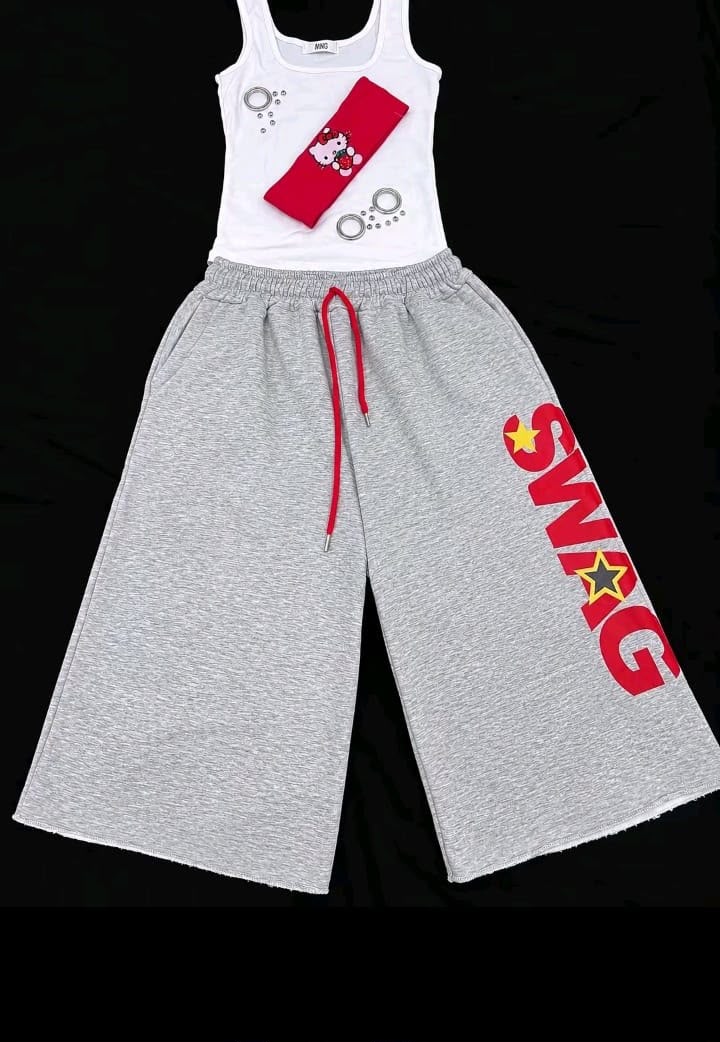 Short Silhouette Large Streetwear - 4