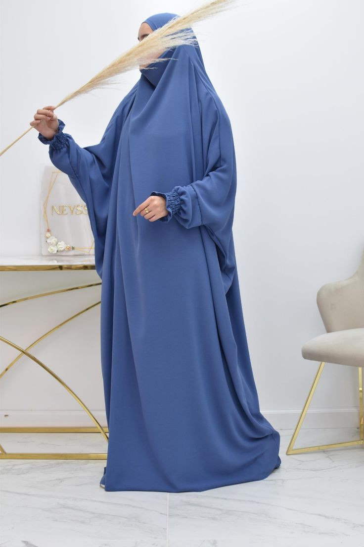 Robe - 2