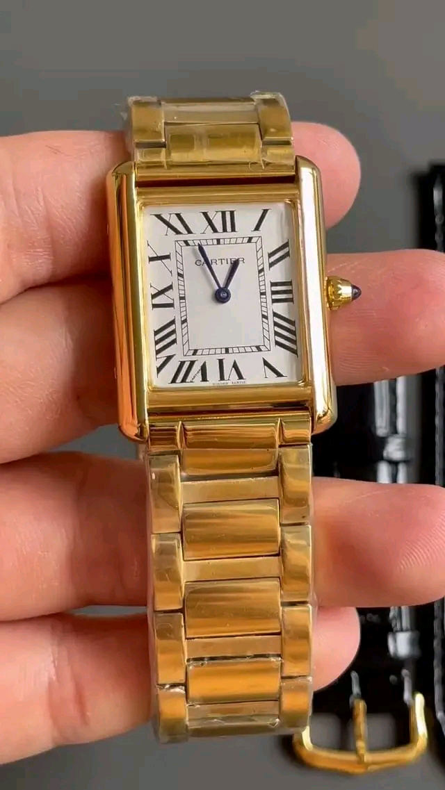 Montre - 28
