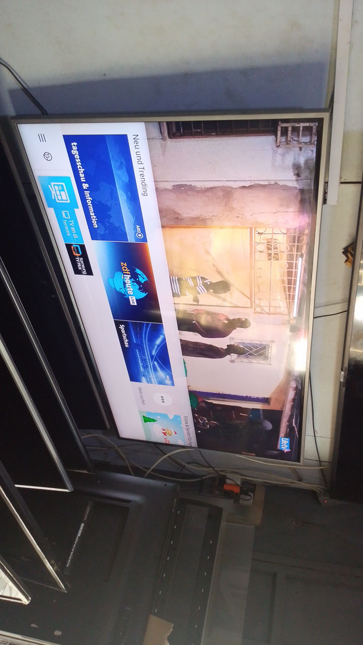 SAMSUNG 55 POUC - 4
