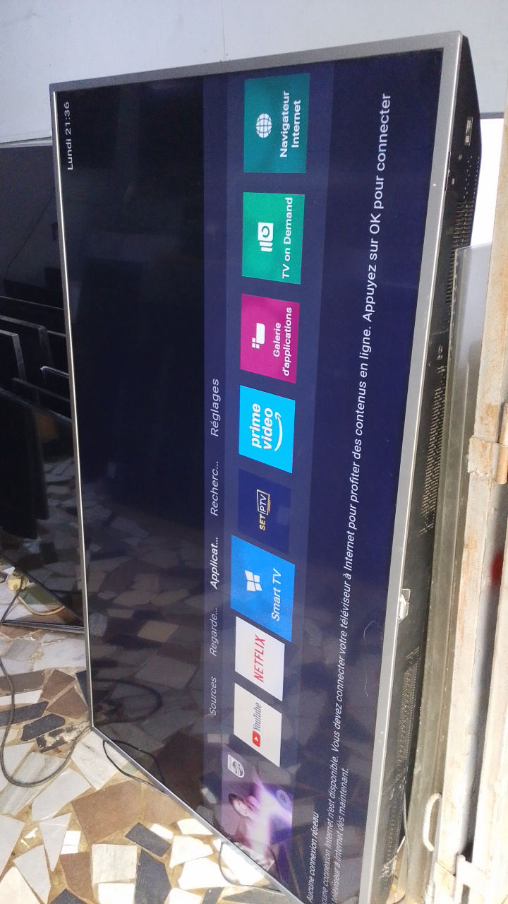 PHILIPS 65 POUCE - 2