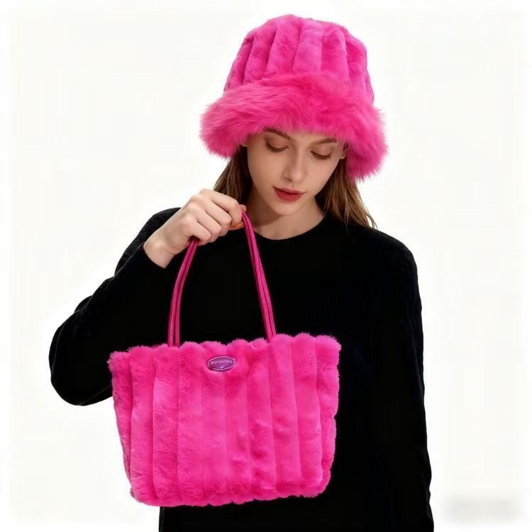 Sac à main avec chapeau - 2